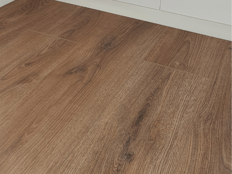 Finish Tuinkantoor 3 meter laminaatvloer Finish Profiles